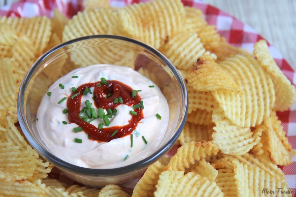 65-easy-party-dips-for-game-day-the-little-frugal-house