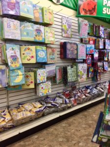 37 Things You Should Always Buy At Dollar Tree: Fun Finds, Craft ...